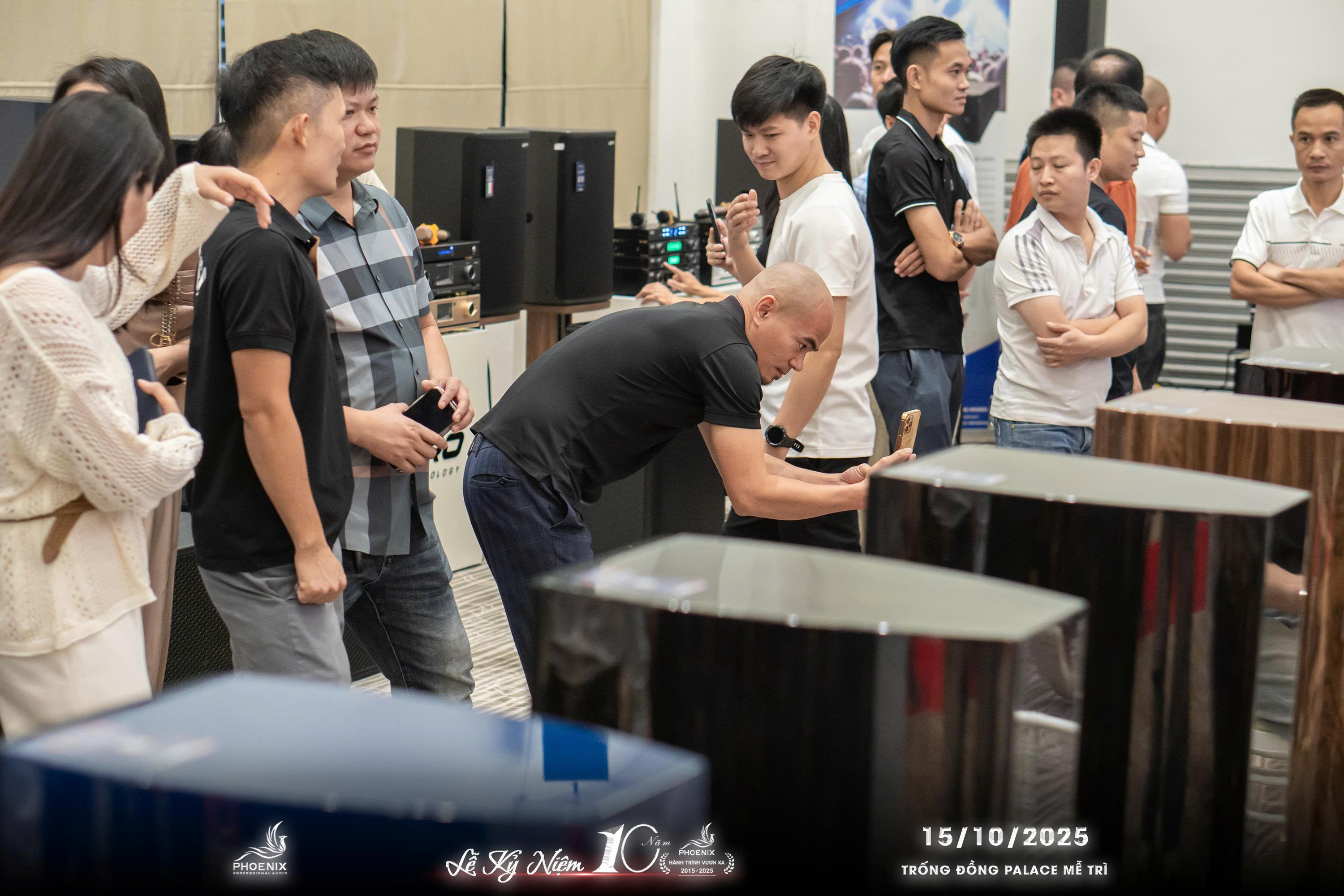 Khu Vực Trưng Bày Sản Phẩm